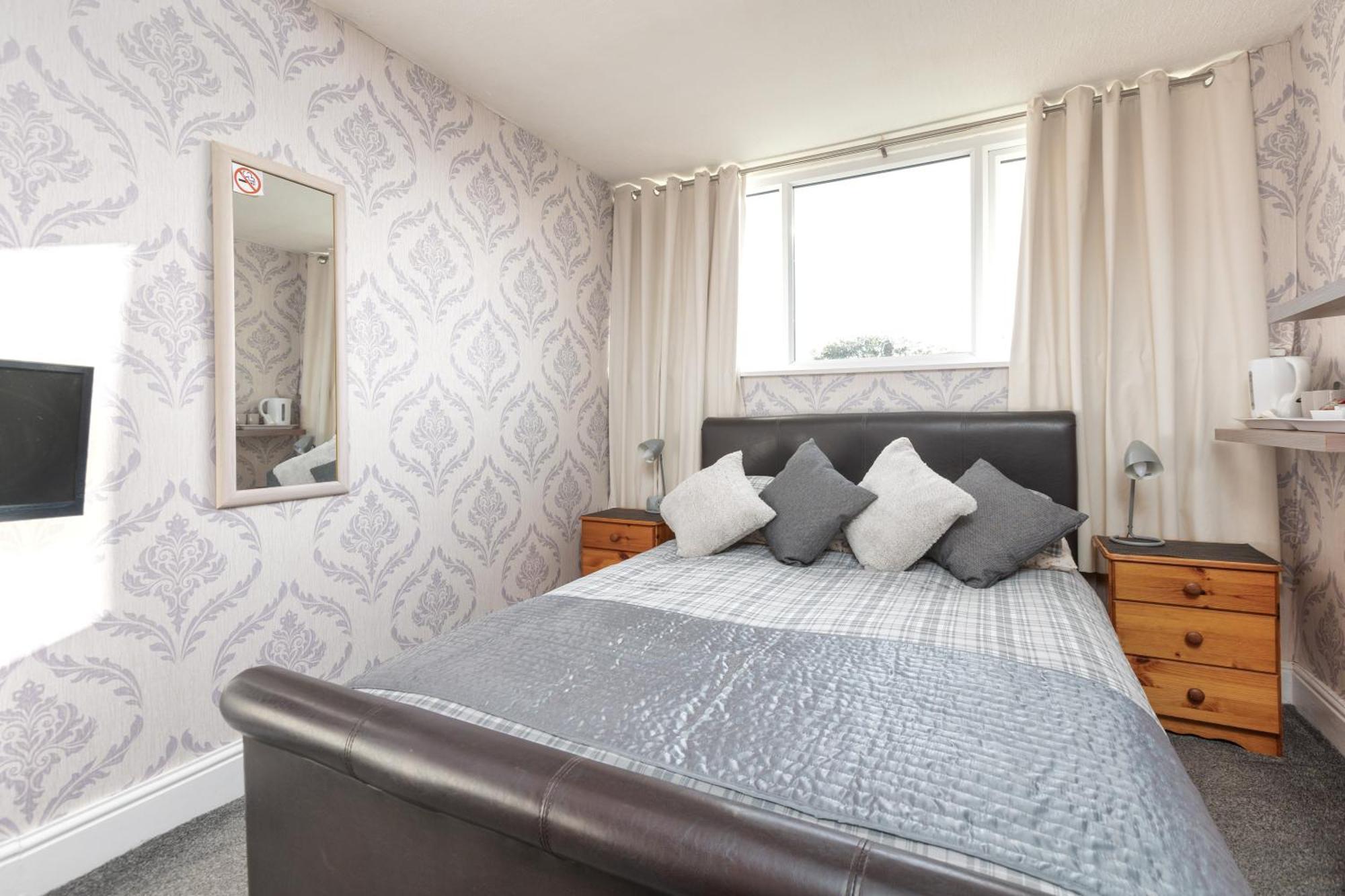 The Fairmile Bed and Breakfast Lytham St Annes Εξωτερικό φωτογραφία