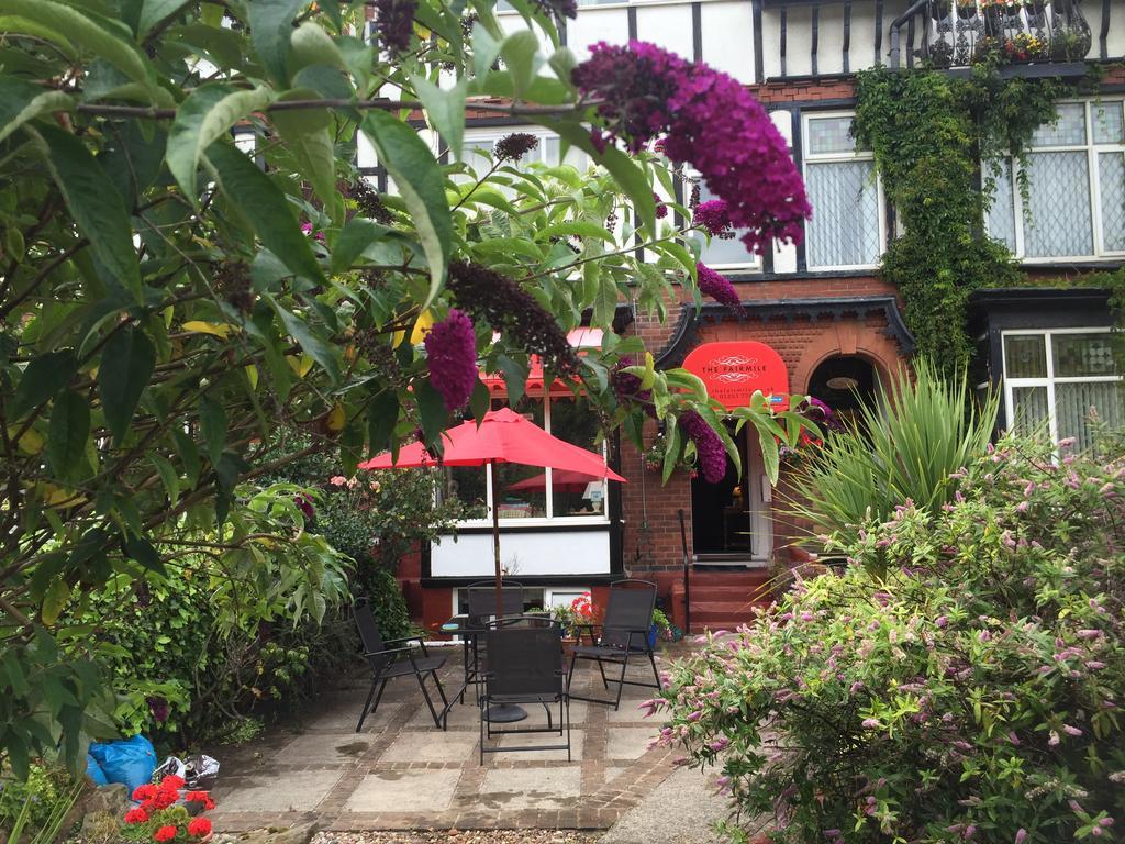 The Fairmile Bed and Breakfast Lytham St Annes Εξωτερικό φωτογραφία