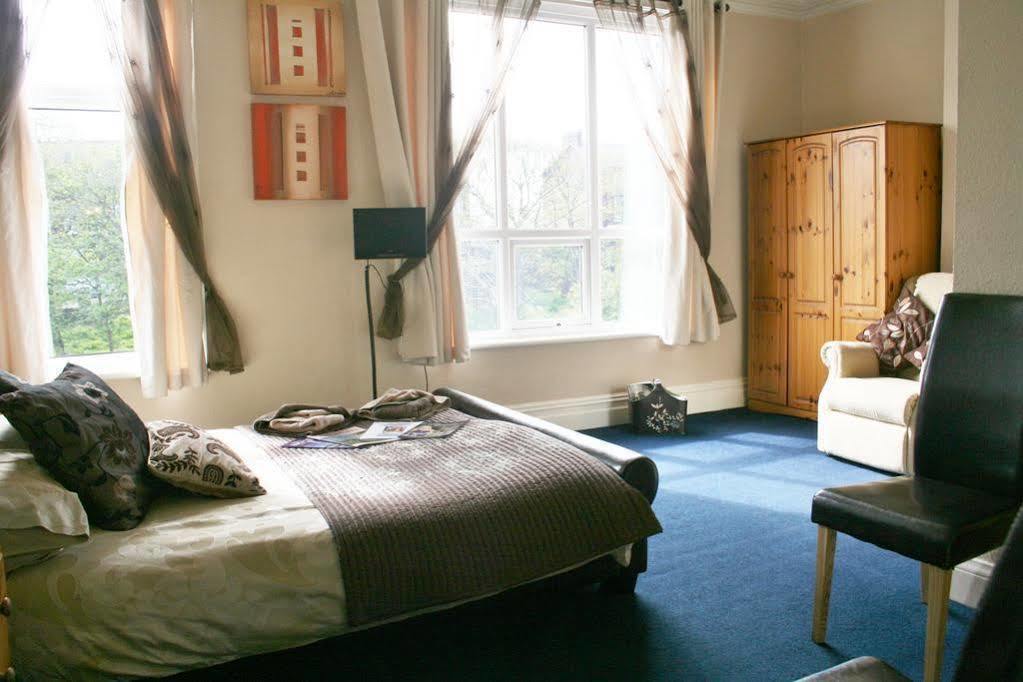 The Fairmile Bed and Breakfast Lytham St Annes Εξωτερικό φωτογραφία